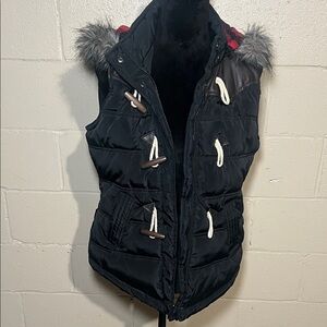 Ci Sono Black Puffer Vest with Faux Fur Hood